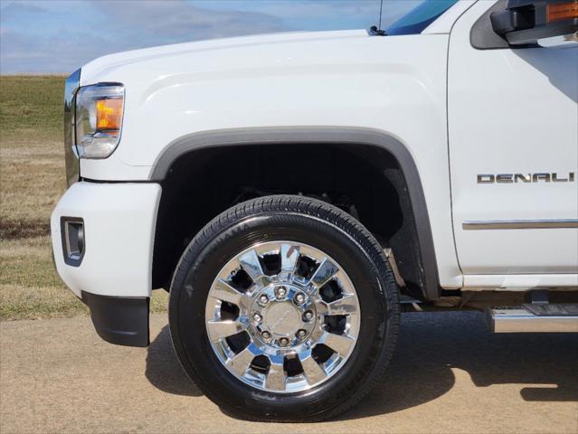 used 2016 GMC Sierra 2500 car, priced at $30,229