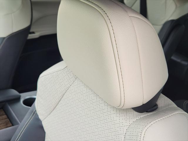 new 2025 Toyota Sienna car, priced at $61,389