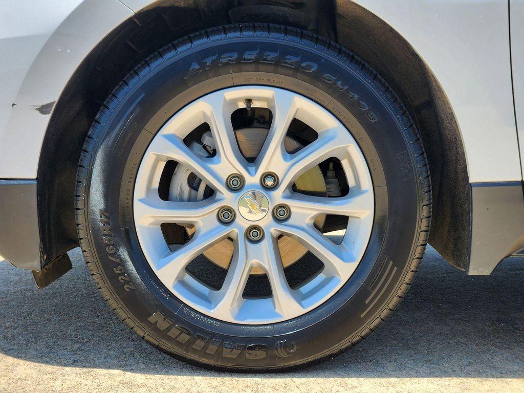 used 2021 Chevrolet Equinox car, priced at $14,538