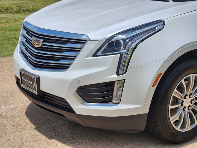 used 2018 Cadillac XT5 car, priced at $19,584