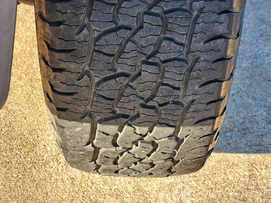 used 2015 Jeep Wrangler Unlimited car, priced at $17,337