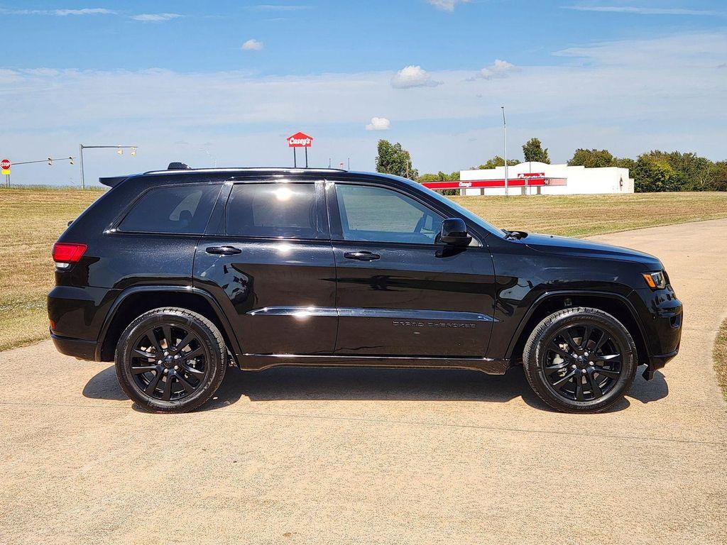used 2020 Jeep Grand Cherokee car, priced at $19,604