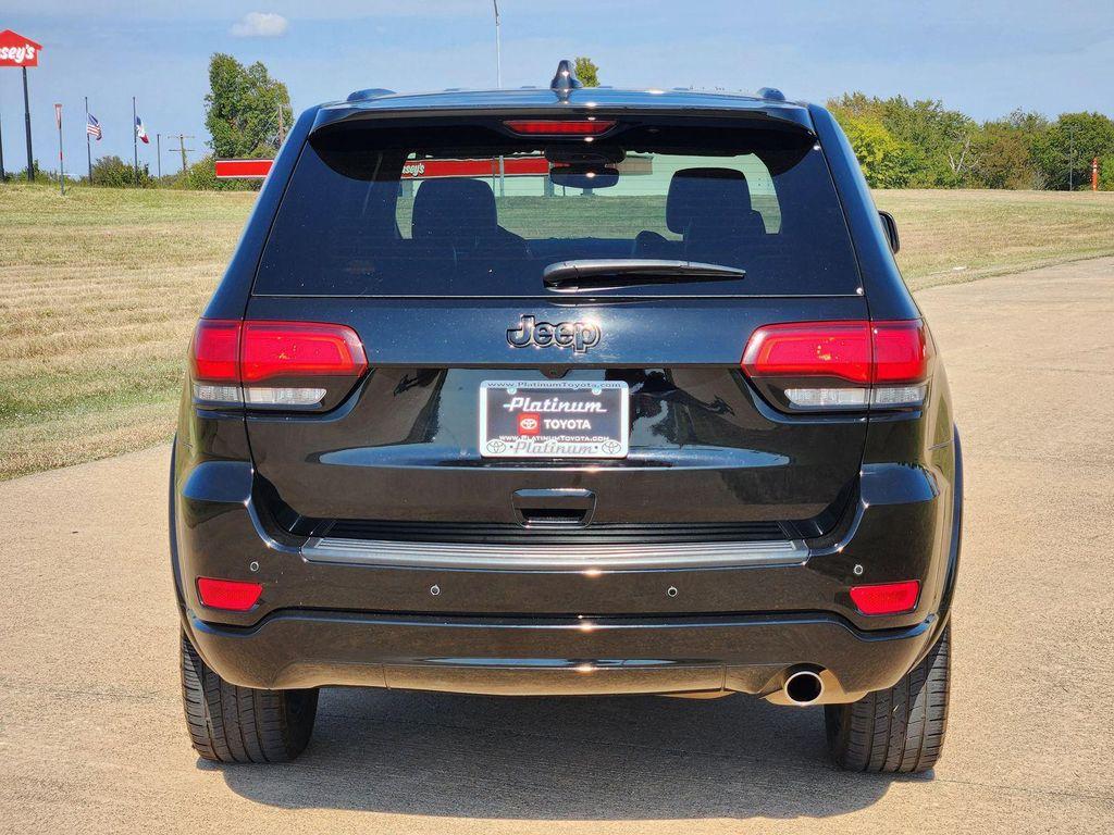 used 2020 Jeep Grand Cherokee car, priced at $19,604