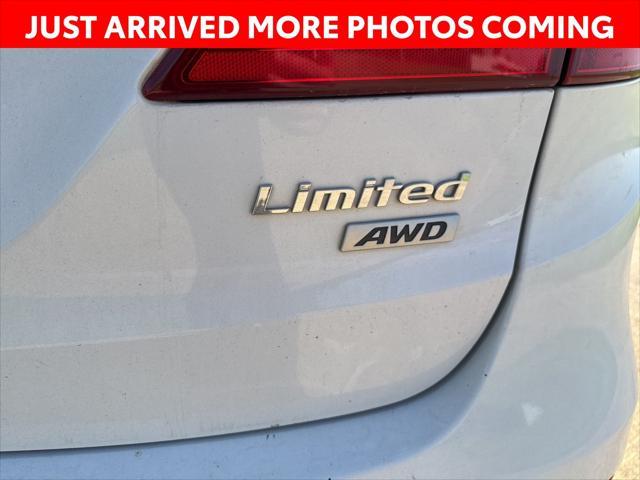used 2016 Hyundai Santa Fe car, priced at $13,995
