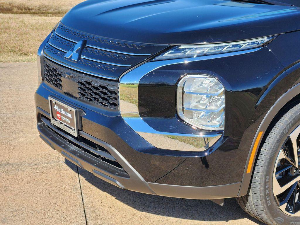 used 2022 Mitsubishi Outlander car, priced at $21,399