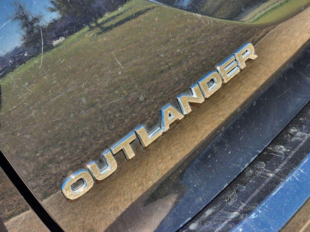 used 2022 Mitsubishi Outlander car, priced at $21,399