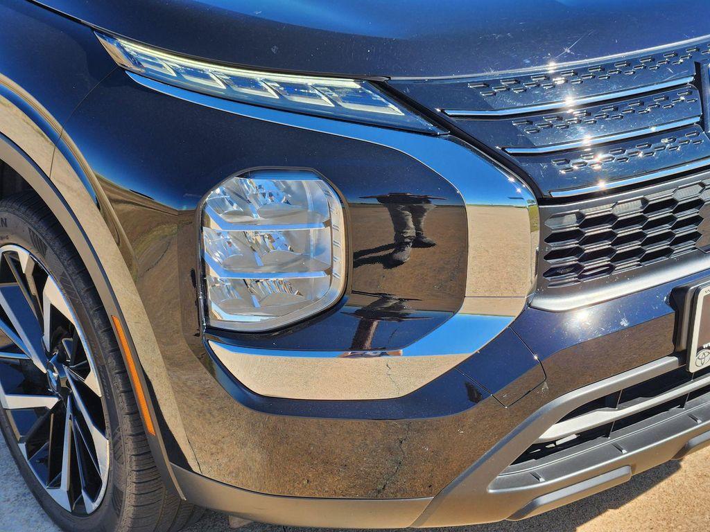 used 2022 Mitsubishi Outlander car, priced at $21,399