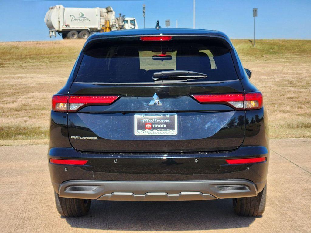 used 2022 Mitsubishi Outlander car, priced at $21,399