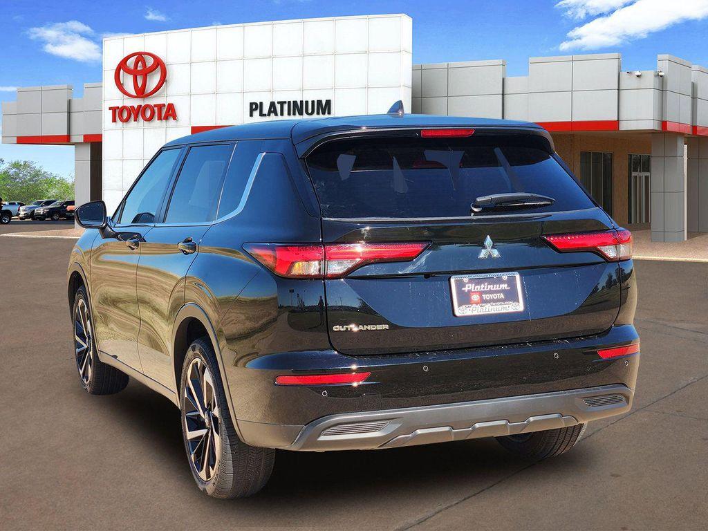 used 2022 Mitsubishi Outlander car, priced at $21,399