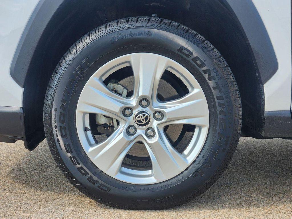 used 2020 Toyota RAV4 Hybrid car, priced at $28,046