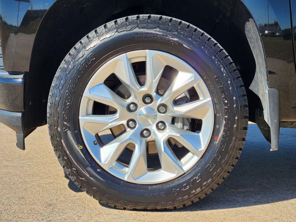 used 2020 Chevrolet Silverado 1500 car, priced at $24,616