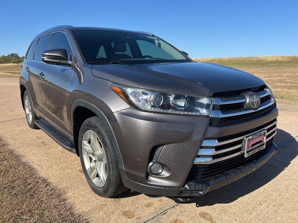 used 2017 Toyota Highlander car, priced at $16,463