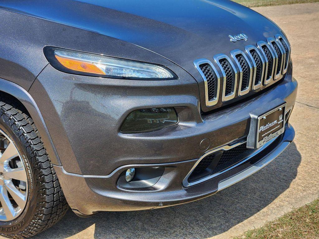 used 2018 Jeep Cherokee car, priced at $14,299