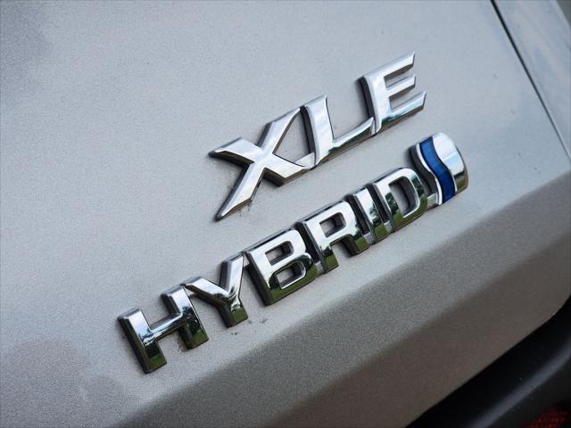 used 2024 Toyota Sienna car, priced at $39,248