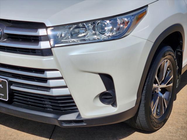 used 2019 Toyota Highlander car, priced at $21,115