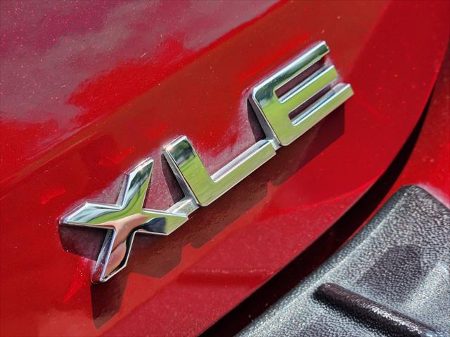 used 2024 Toyota Highlander car, priced at $37,299
