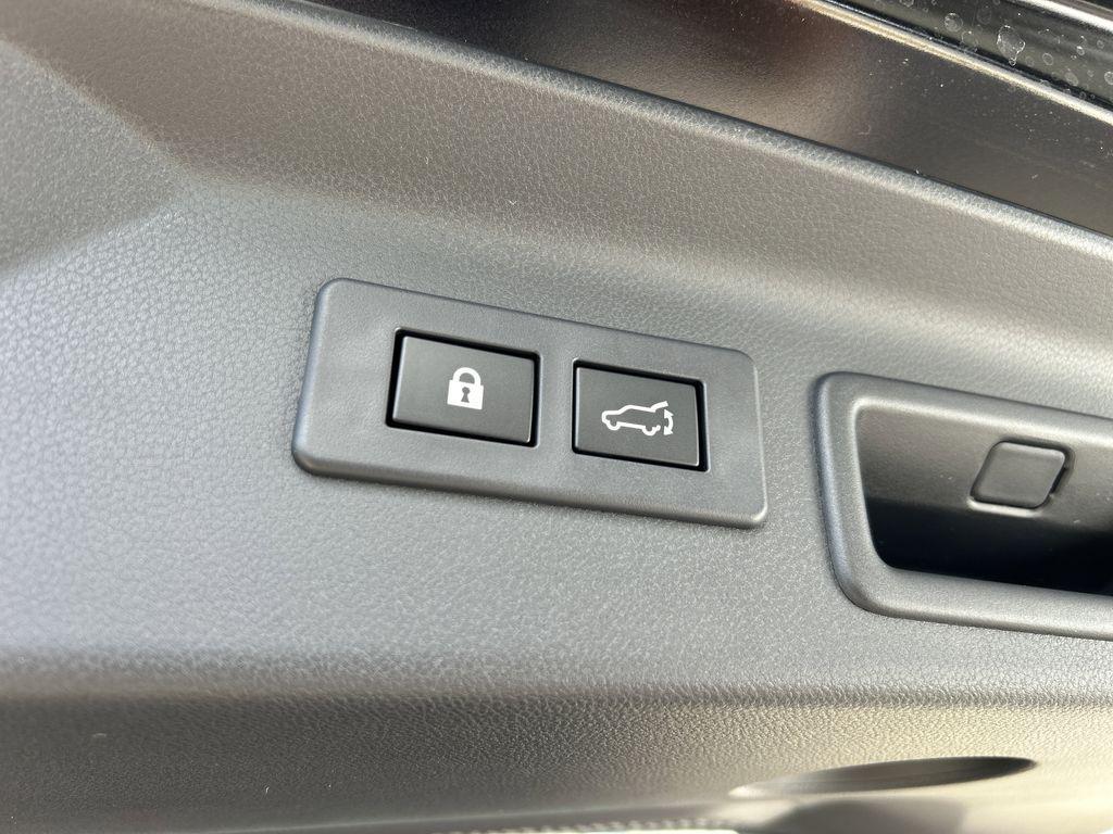 new 2025 Subaru Forester Hybrid car