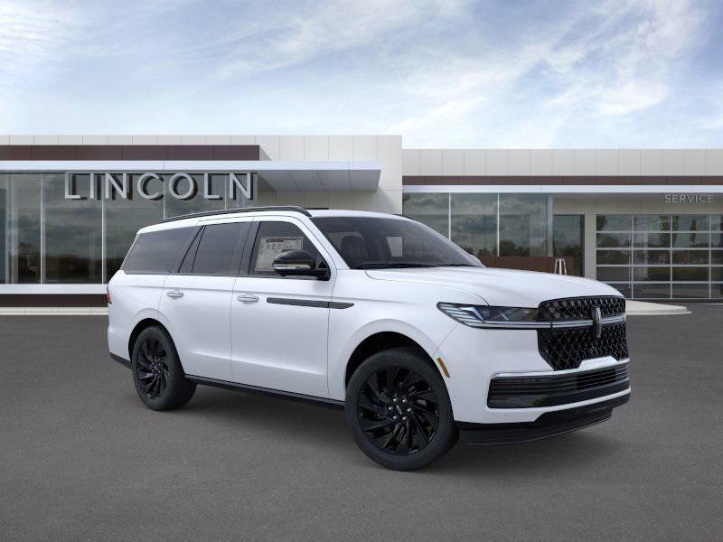 new 2025 Lincoln Navigator car, priced at $103,493