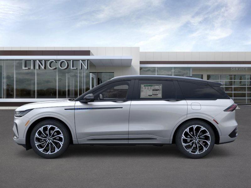 new 2025 Lincoln Nautilus car, priced at $67,861