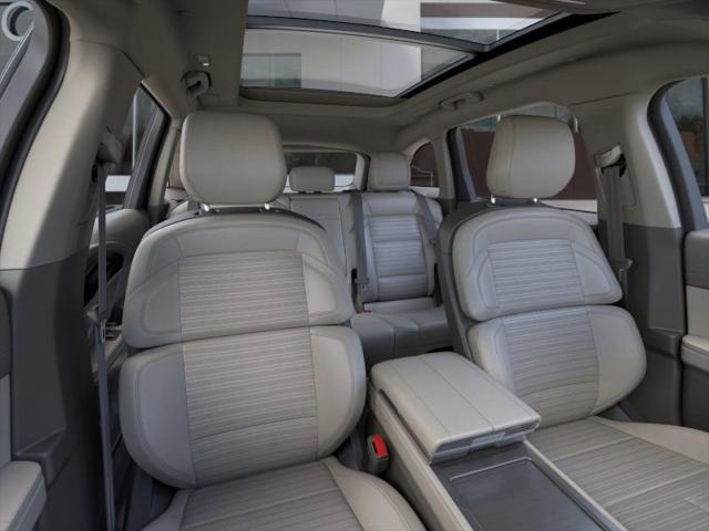 new 2025 Lincoln Nautilus car, priced at $68,591