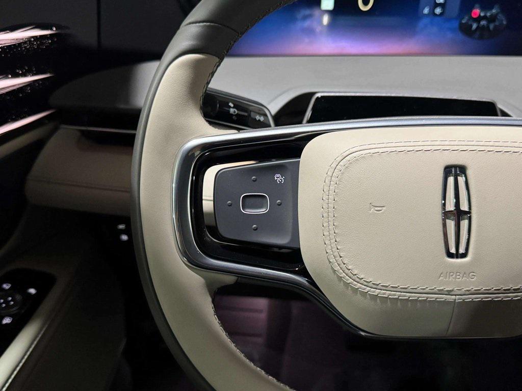 used 2025 Lincoln Nautilus car, priced at $62,995