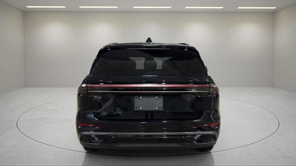 used 2025 Lincoln Nautilus car, priced at $62,995