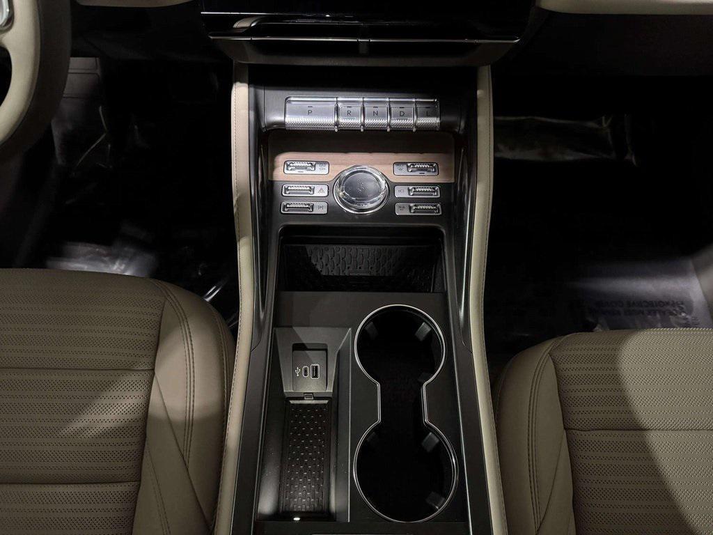 used 2025 Lincoln Nautilus car, priced at $62,995