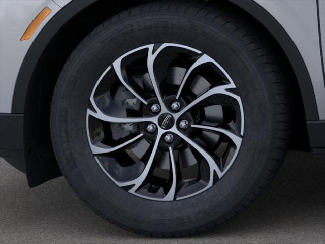 new 2025 Lincoln Nautilus car, priced at $54,074