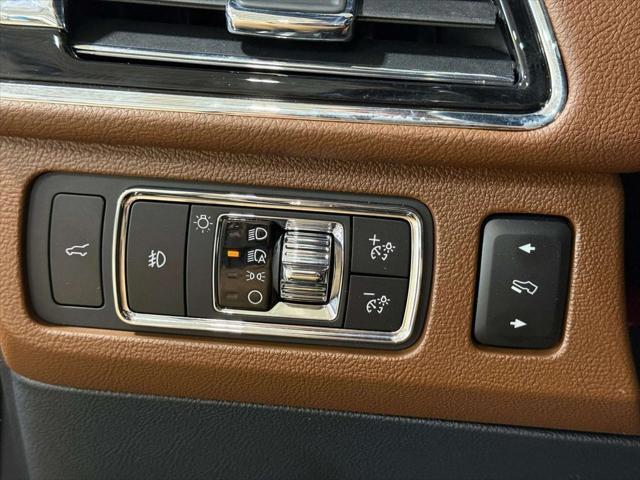 used 2022 Lincoln Navigator car, priced at $64,987