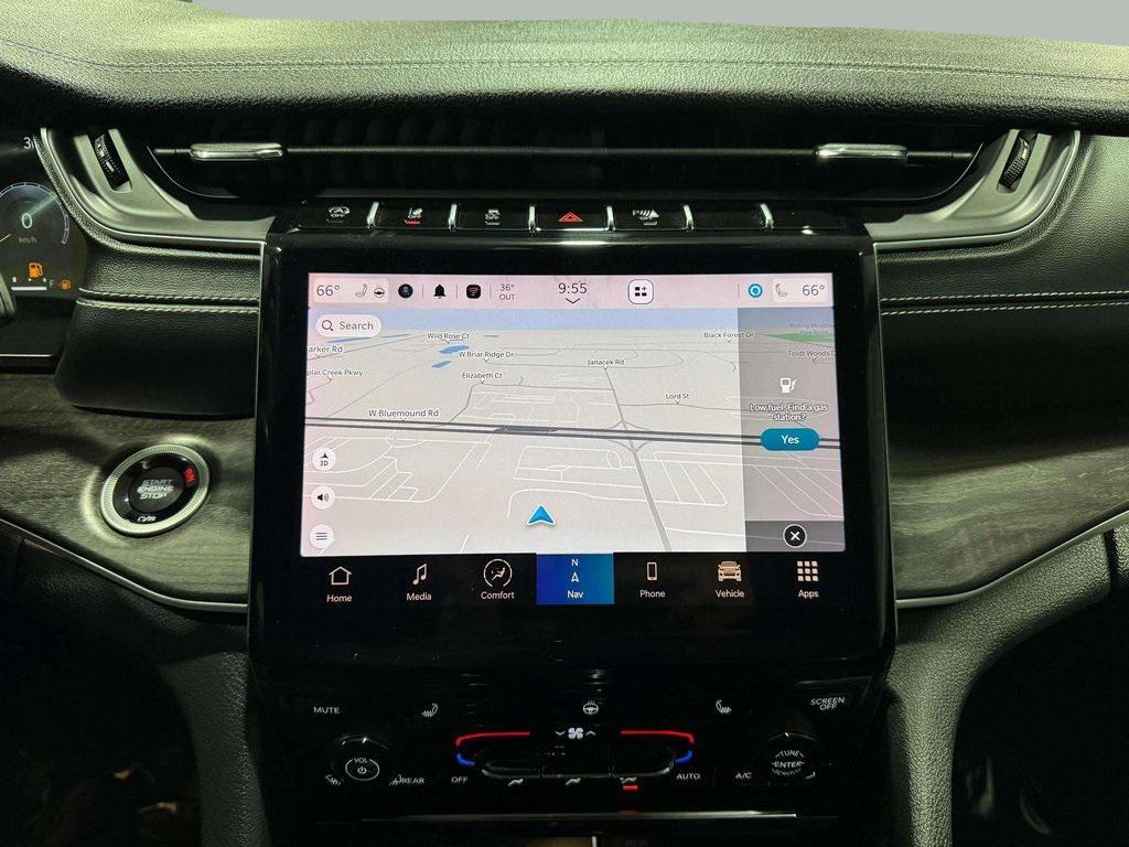 used 2023 Jeep Grand Cherokee car, priced at $32,995