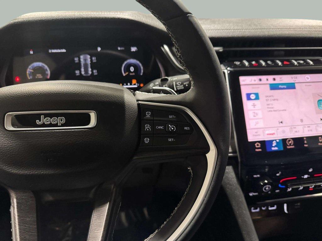 used 2023 Jeep Grand Cherokee car, priced at $32,995