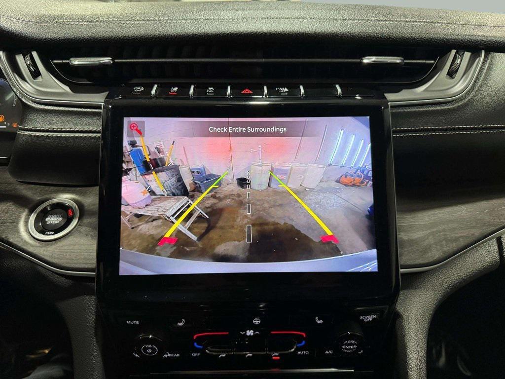 used 2023 Jeep Grand Cherokee car, priced at $32,995