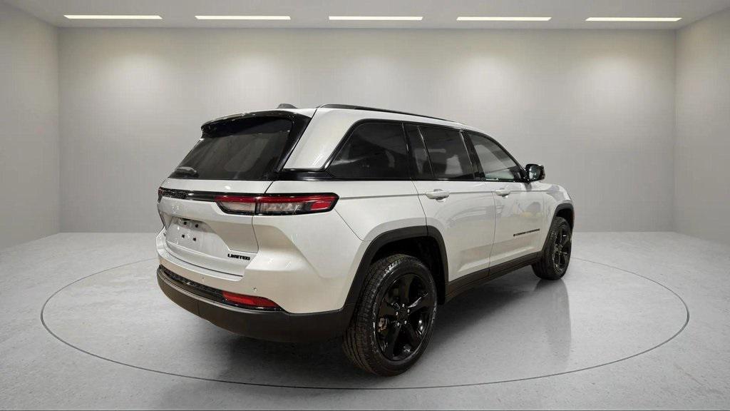 used 2023 Jeep Grand Cherokee car, priced at $32,995