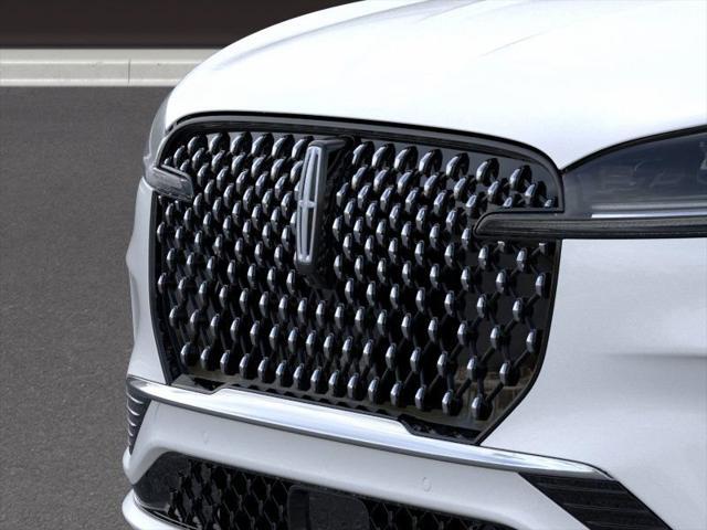 new 2025 Lincoln Aviator car, priced at $92,125