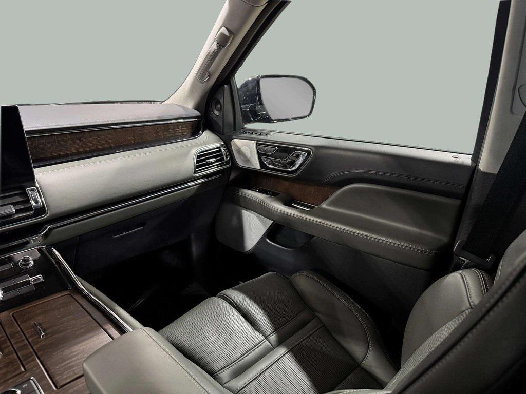 used 2022 Lincoln Navigator car, priced at $64,995