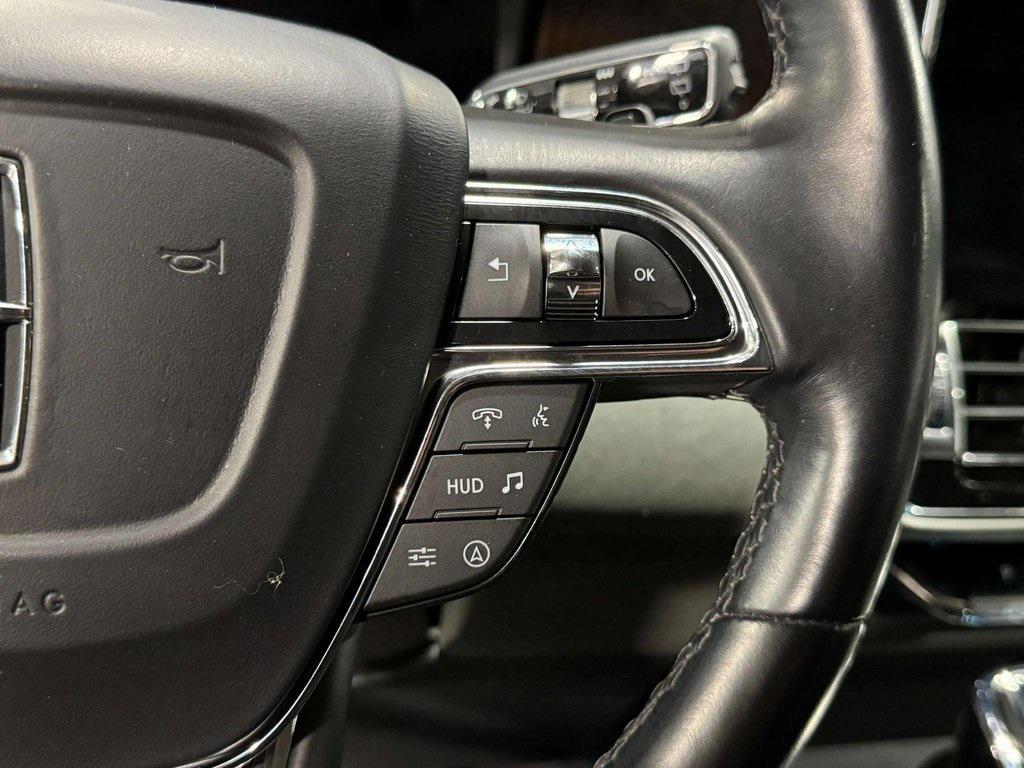 used 2022 Lincoln Navigator car, priced at $64,995