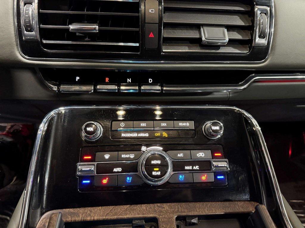 used 2022 Lincoln Navigator car, priced at $64,995