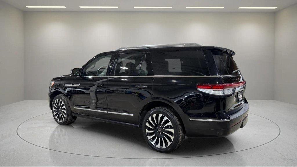 used 2022 Lincoln Navigator car, priced at $64,995