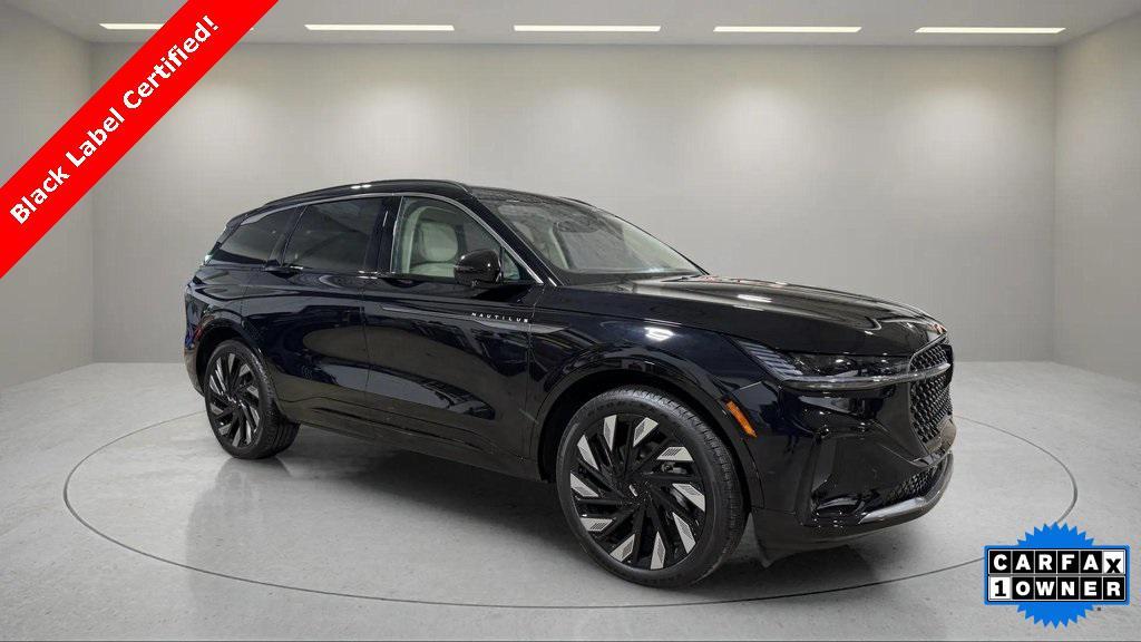 used 2025 Lincoln Nautilus car, priced at $72,995