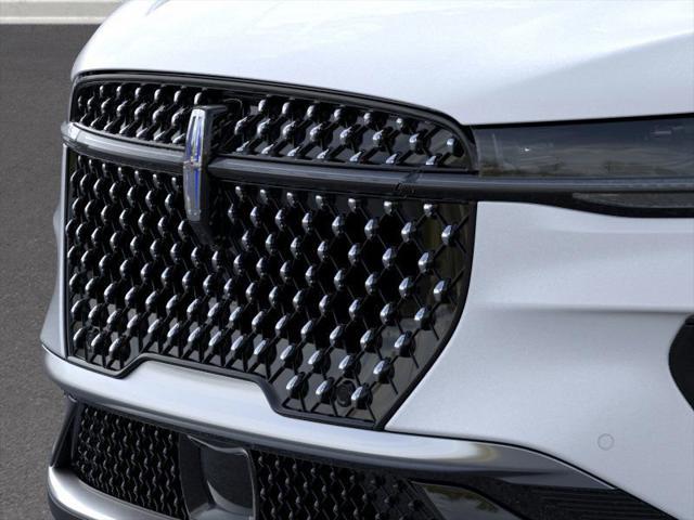 new 2025 Lincoln Nautilus car, priced at $53,226