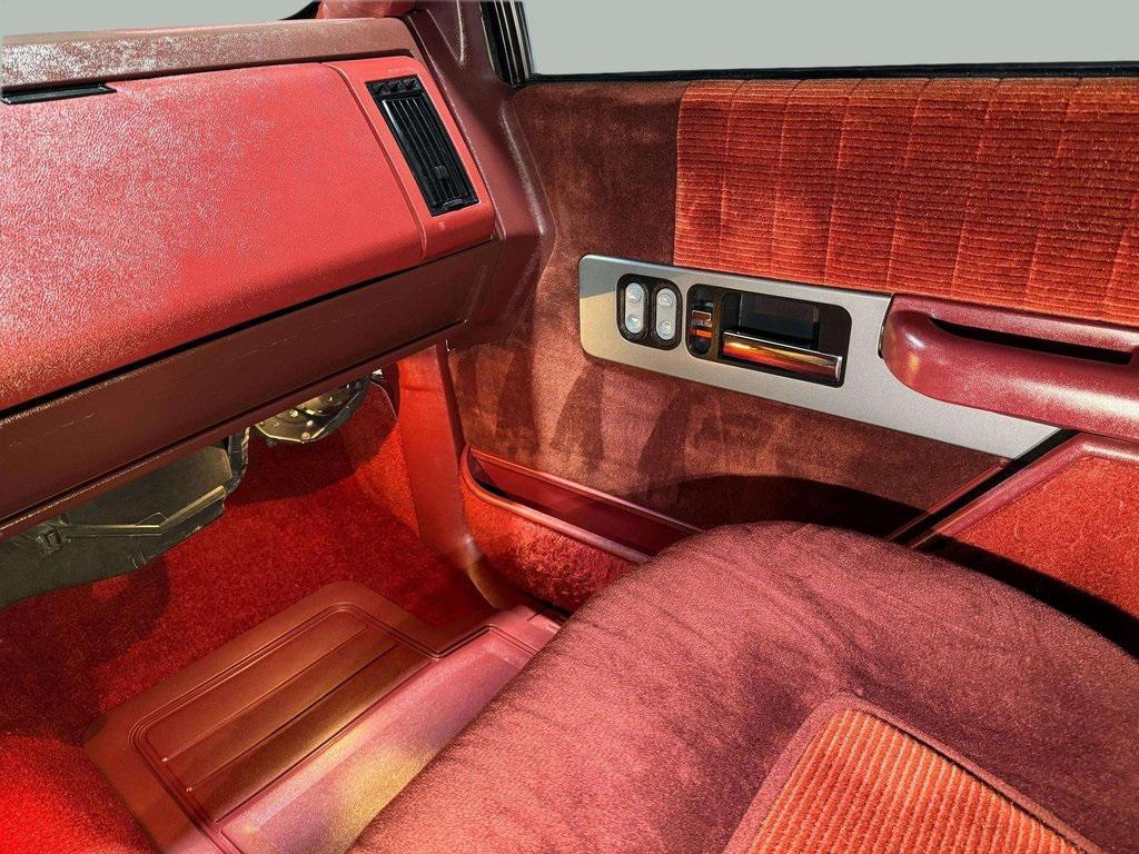 used 1990 Chevrolet Pickup Truck car, priced at $23,995