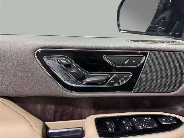 used 2022 Lincoln Navigator car, priced at $66,995