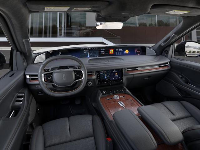 new 2025 Lincoln Navigator car, priced at $123,185