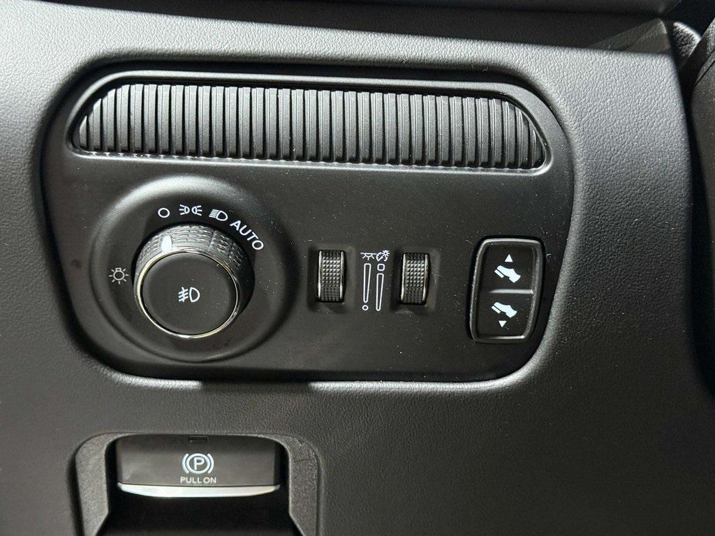 used 2024 Jeep Grand Wagoneer L car, priced at $73,995