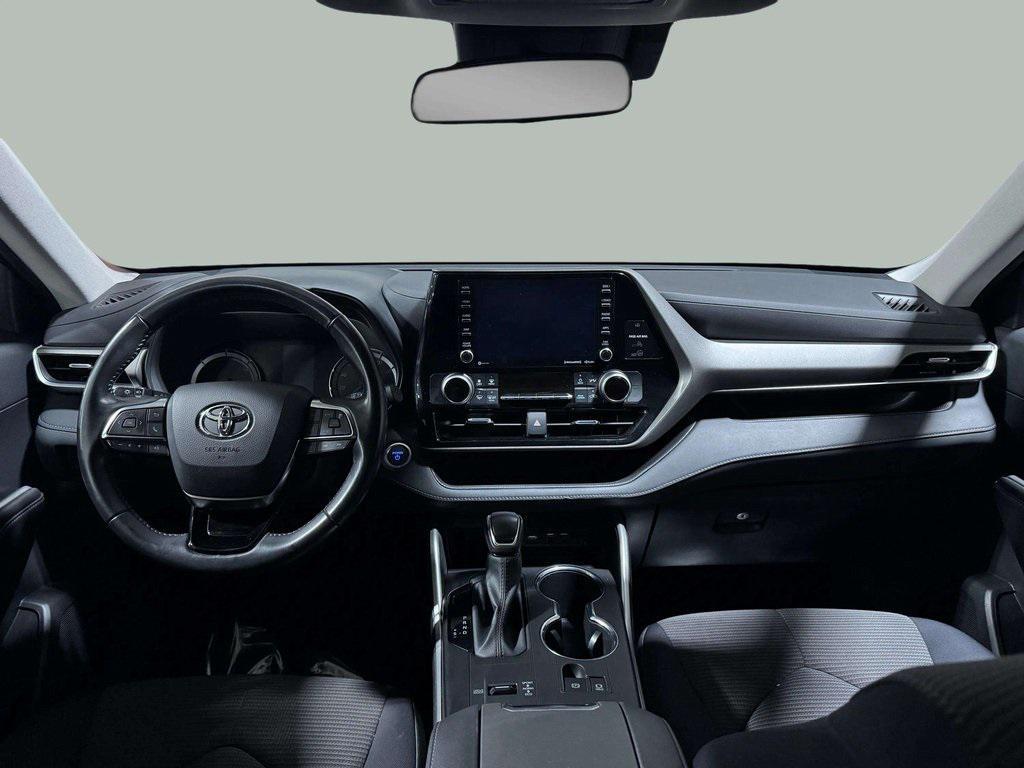 used 2021 Toyota Highlander Hybrid car, priced at $29,987