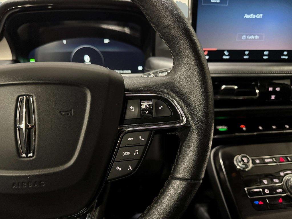 used 2022 Lincoln Nautilus car, priced at $31,495