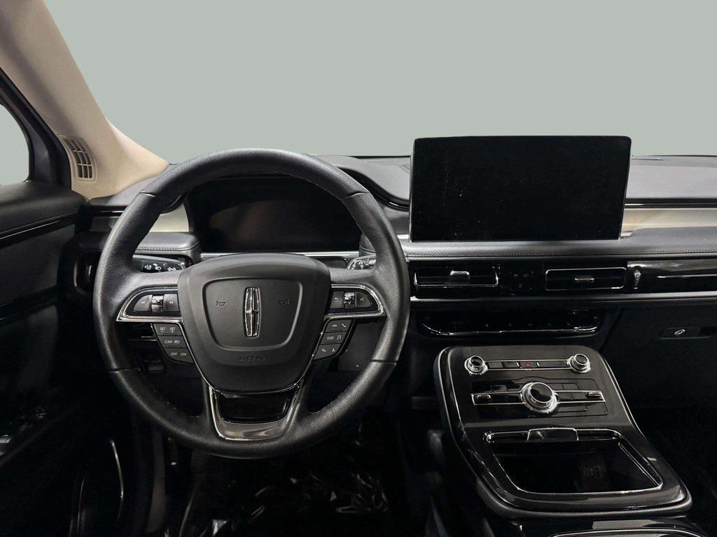 used 2022 Lincoln Nautilus car, priced at $31,495