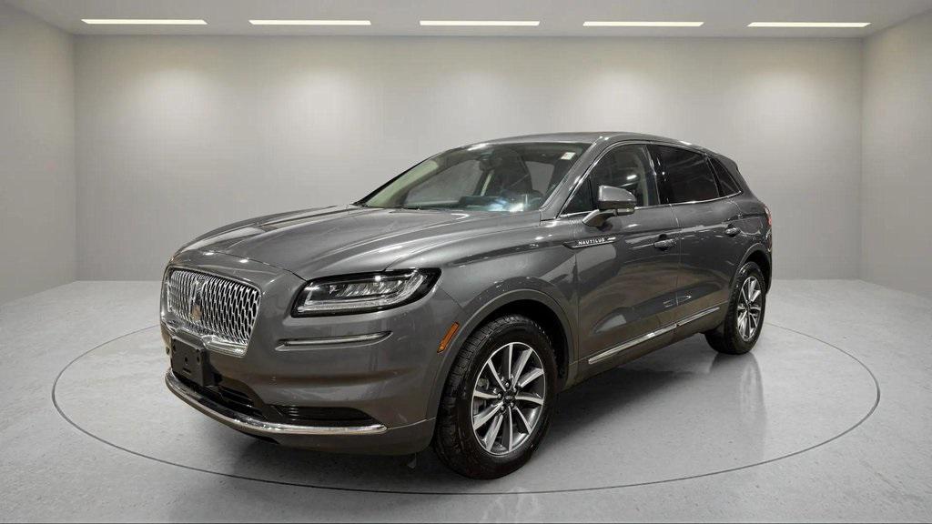 used 2022 Lincoln Nautilus car, priced at $31,495