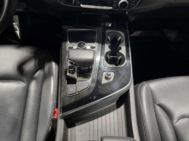 used 2019 Audi Q7 car, priced at $19,995