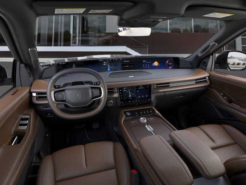 new 2025 Lincoln Navigator car, priced at $102,468